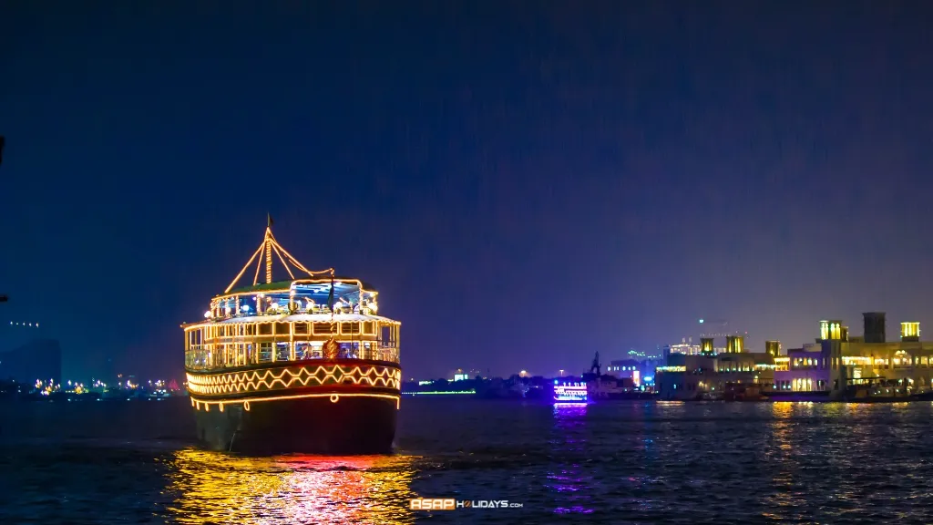 Experience a Mandovi River Cruise Ride