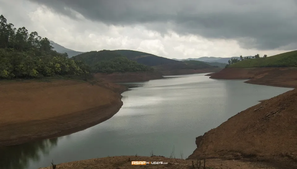 Nilgiris Green Lake Trek, Tamil Nadu