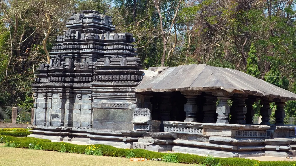 Tambdi Surla Mahadev Temple