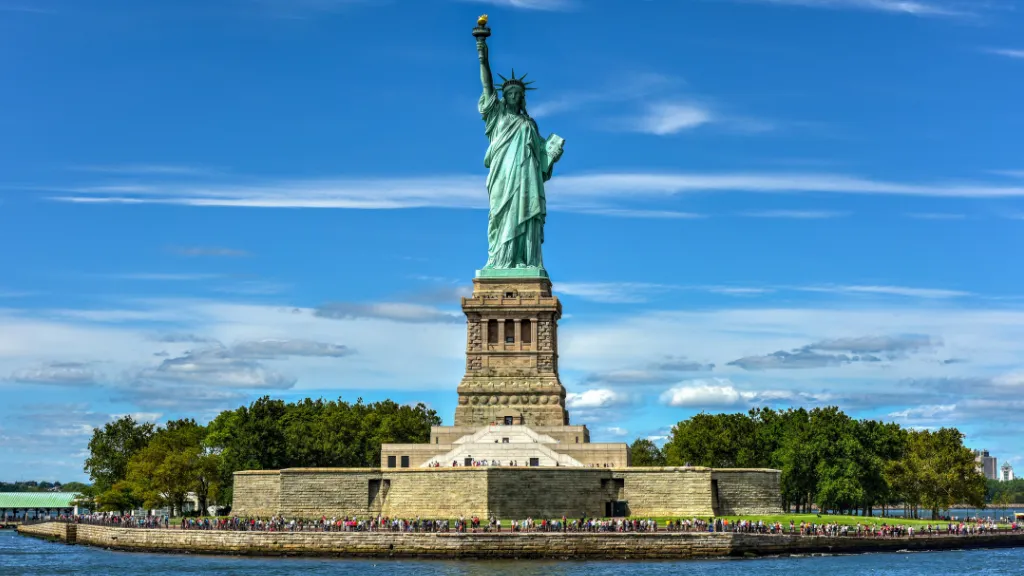 Statue of Liberty, best places to visit in New York City